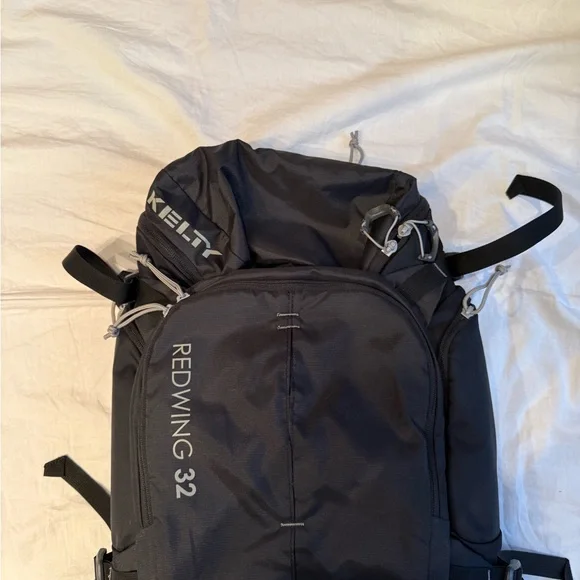 Kelly RedWing 32 hiking/outdoor backpack